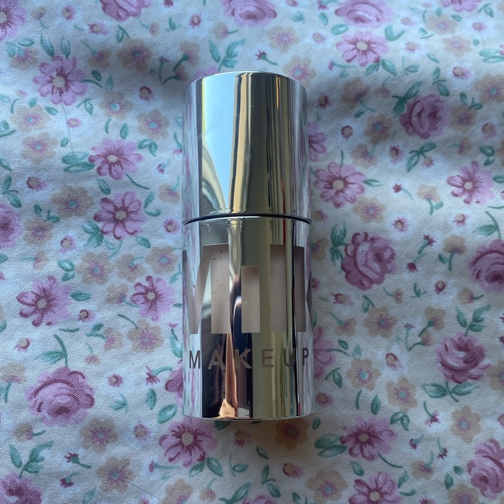 Milk concealer 2C